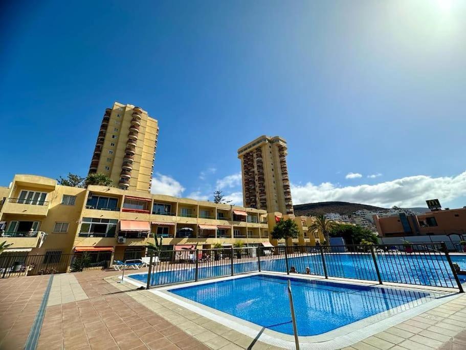Las Vistas Beach Los Cristianos 2 Swimming Pools Exterior photo